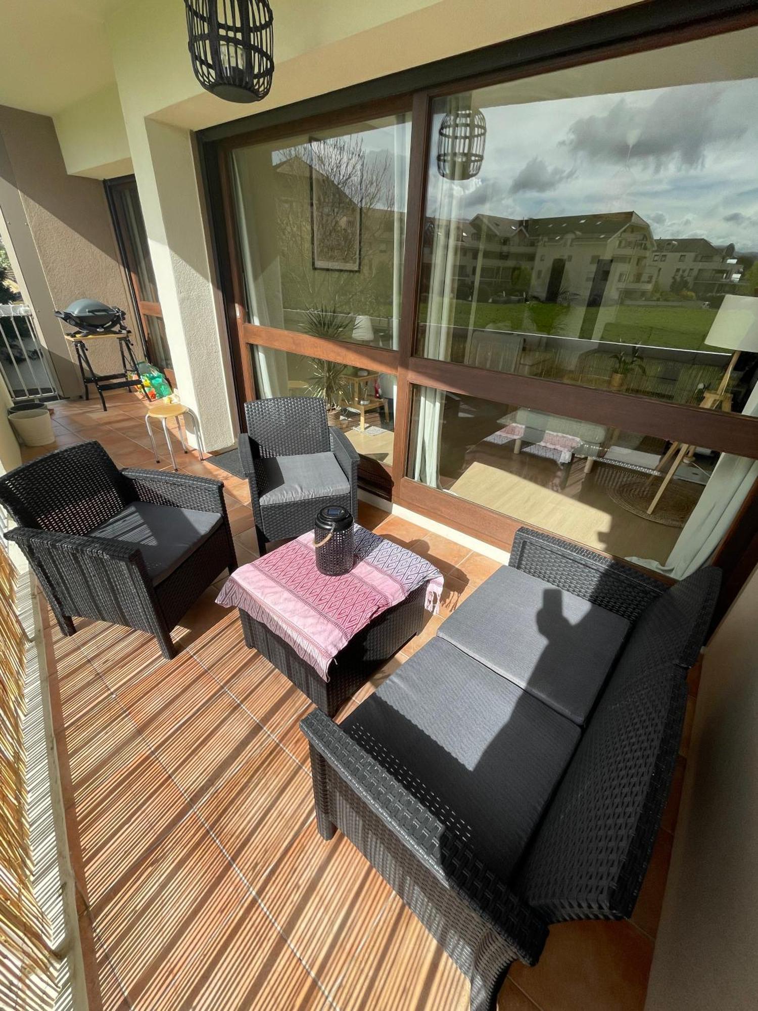 Appartement Tres Cosy A 5 Min Aeroport Geneve Ferney-Voltaire Exterior photo
